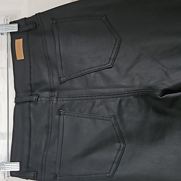 Bleu Faux Leather Black Pants 10 - Picture 4 of 5